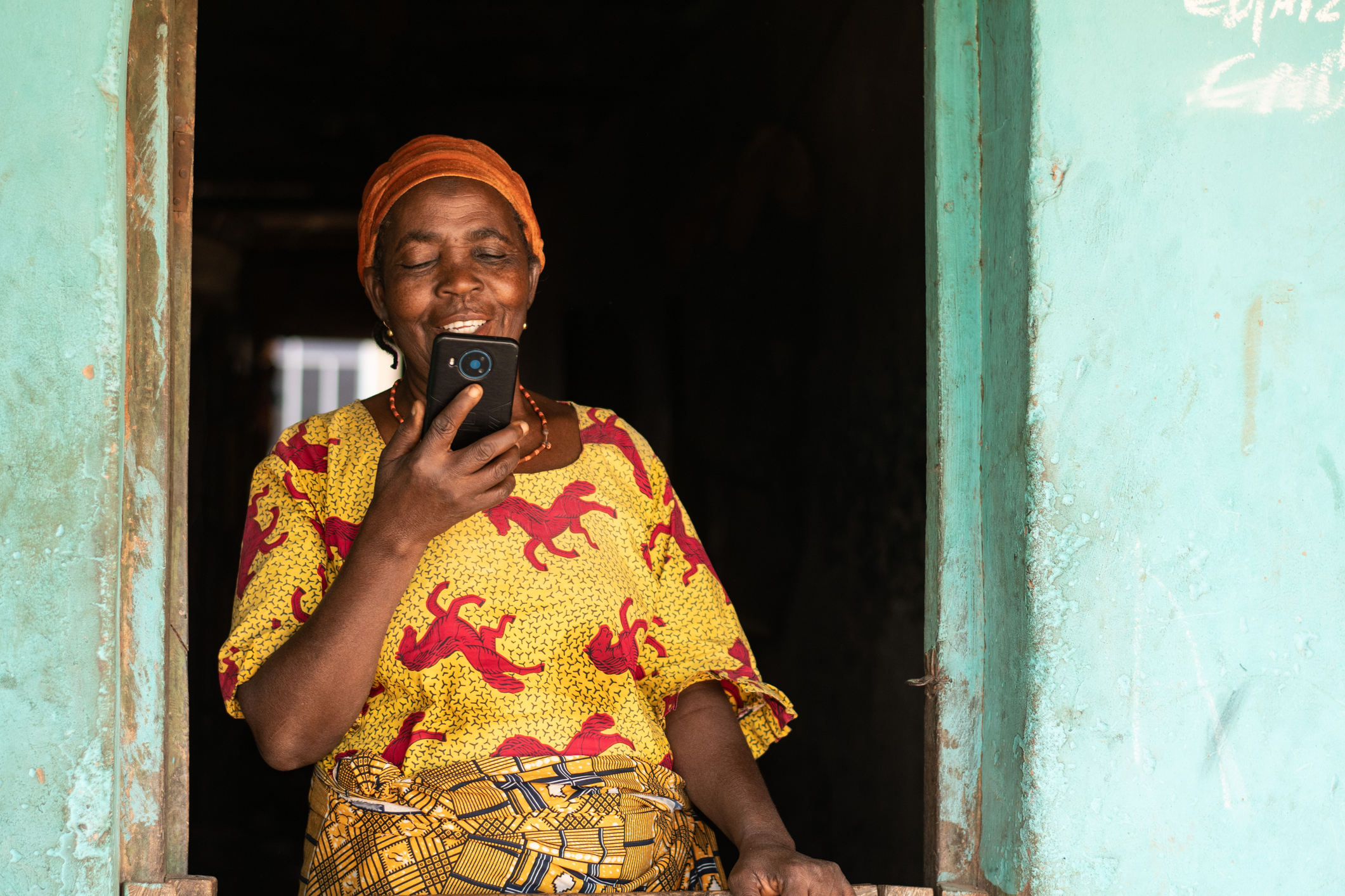 African woman using her mobile phone
